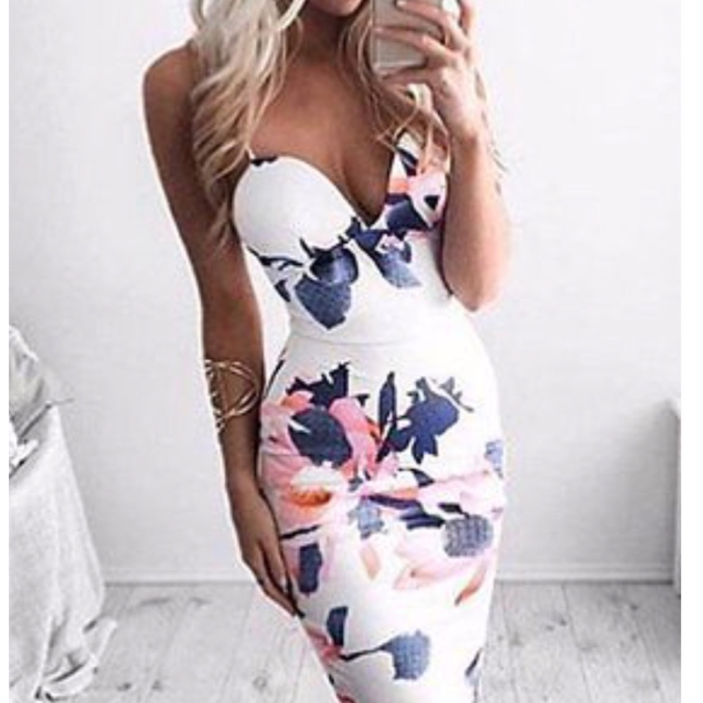 Floral Dress - Picture 1 of 4